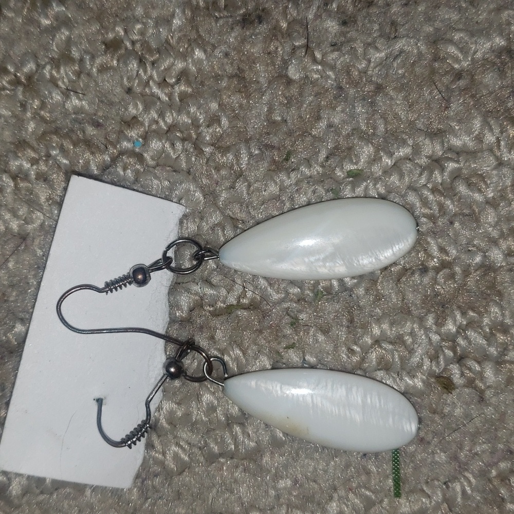 Mother of pearl errings